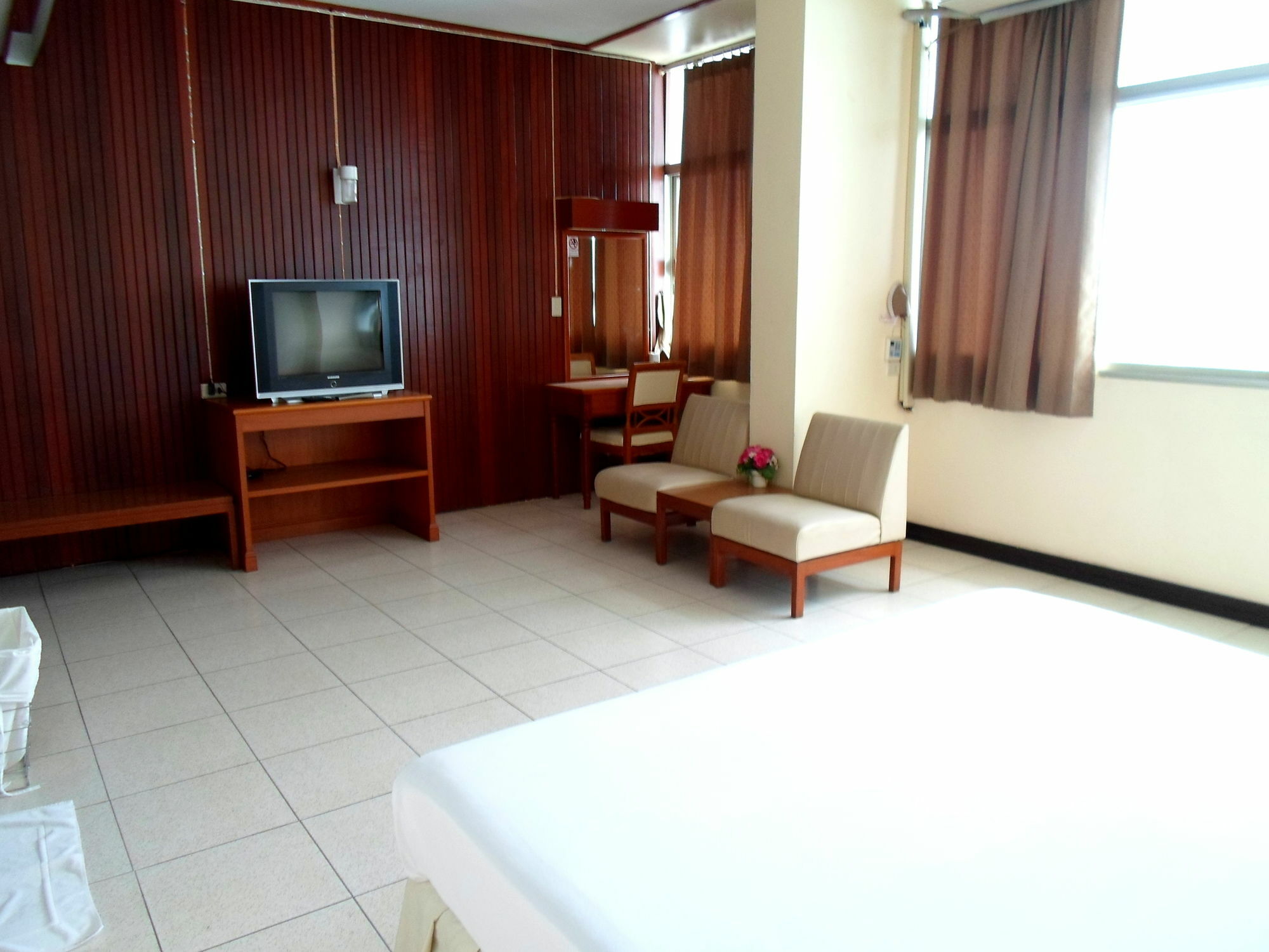Tapee Hotel Surat Thani Bagian luar foto